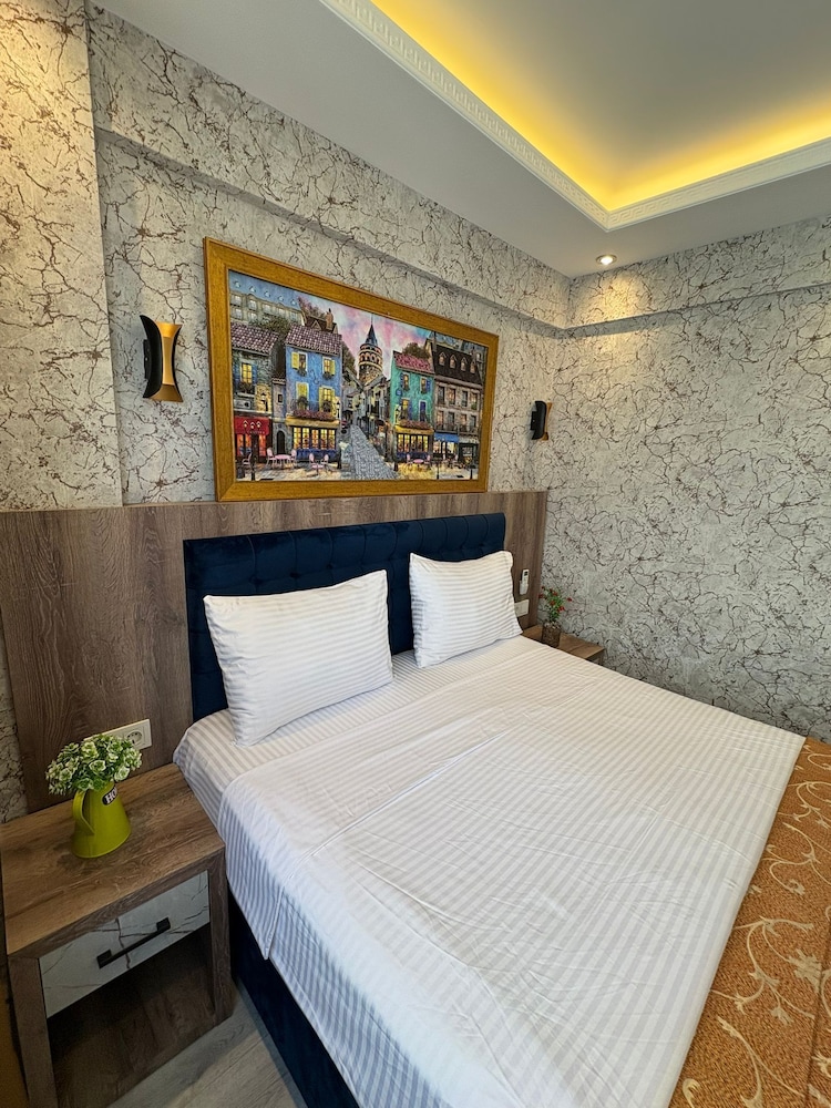 Peker Hotel 25/50