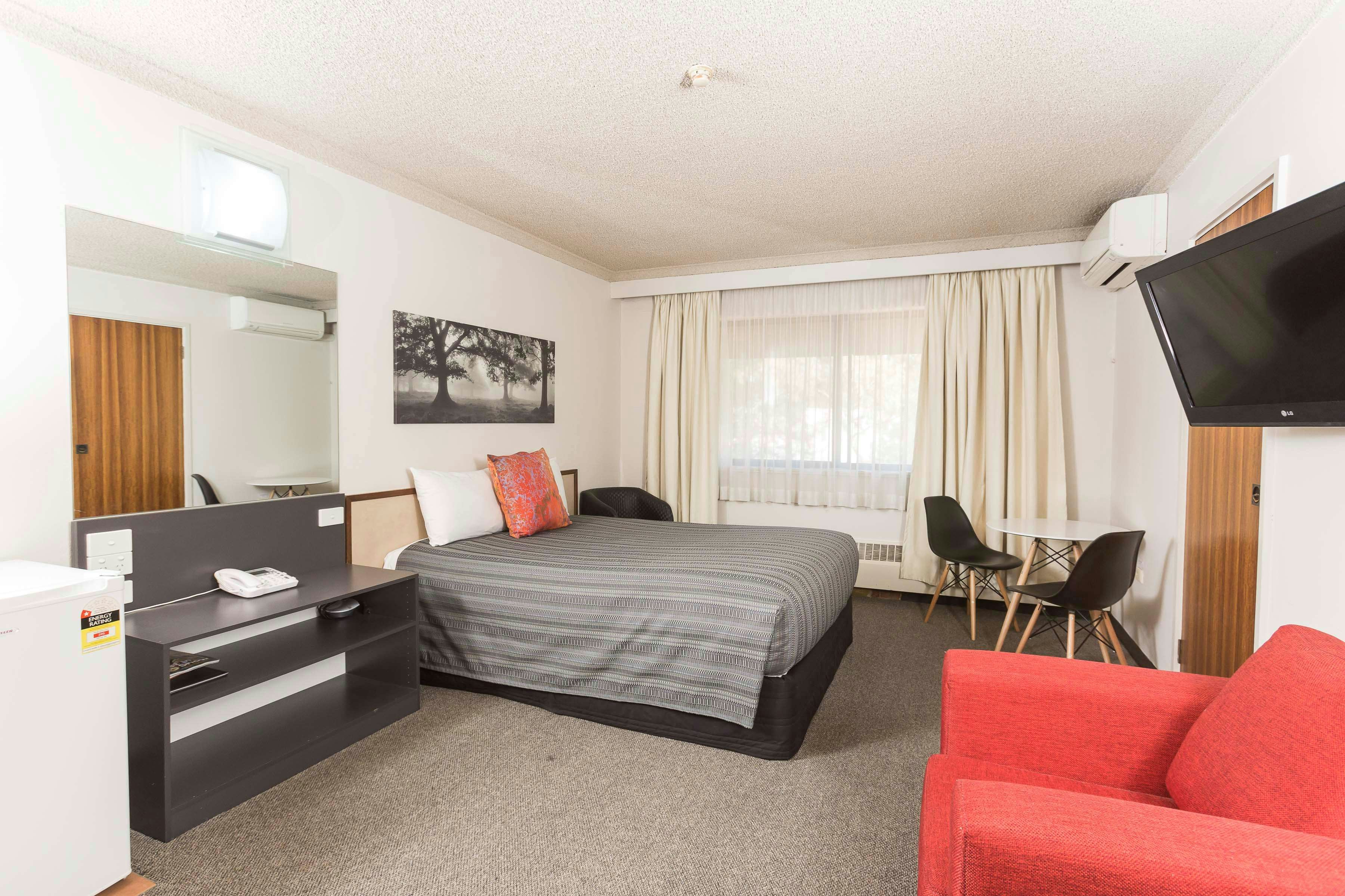 Belconnen Hotel Motel Serviced Apartments 25/48