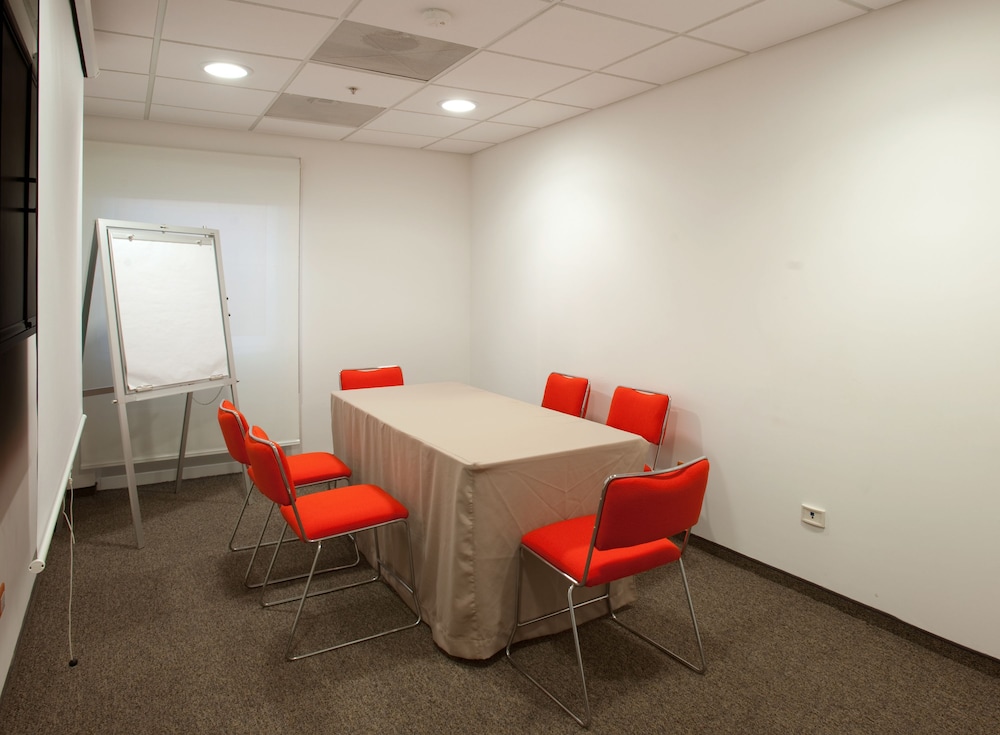 City Express Junior by Marriott Tijuana Otay 40/48