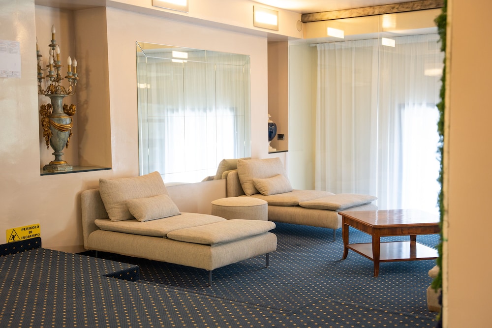 Hotel Kraft 49/72