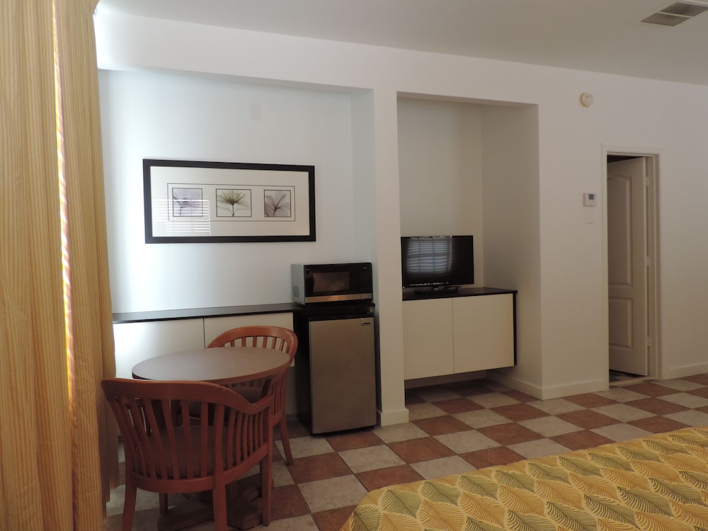 James Hotel 37/59