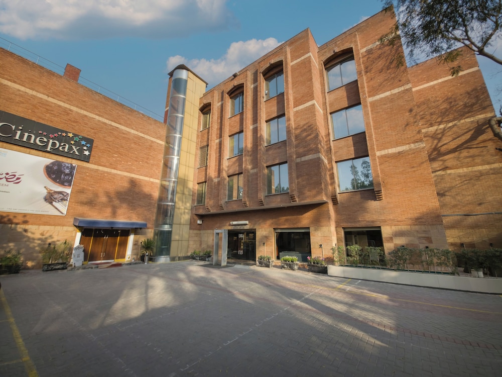 Hotel One Faisalabad 46/50