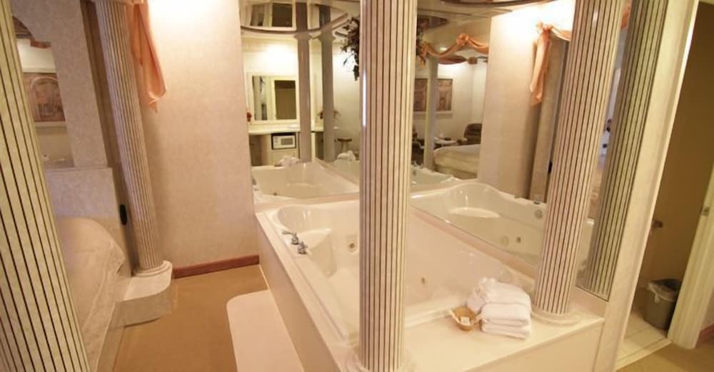 Magnolia Inn And Suites 28/32