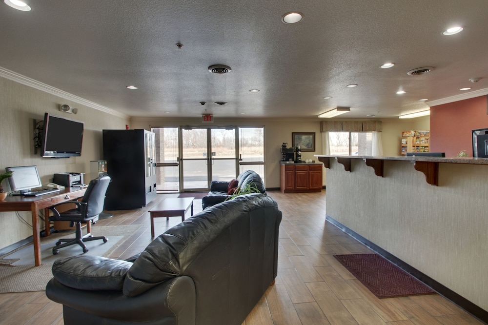 All Towne Suites 6/54