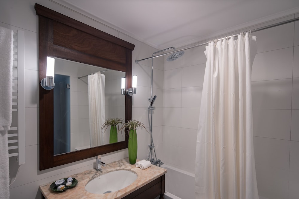 Senhora Da Rosa Tradition And Nature Hotel 46/47