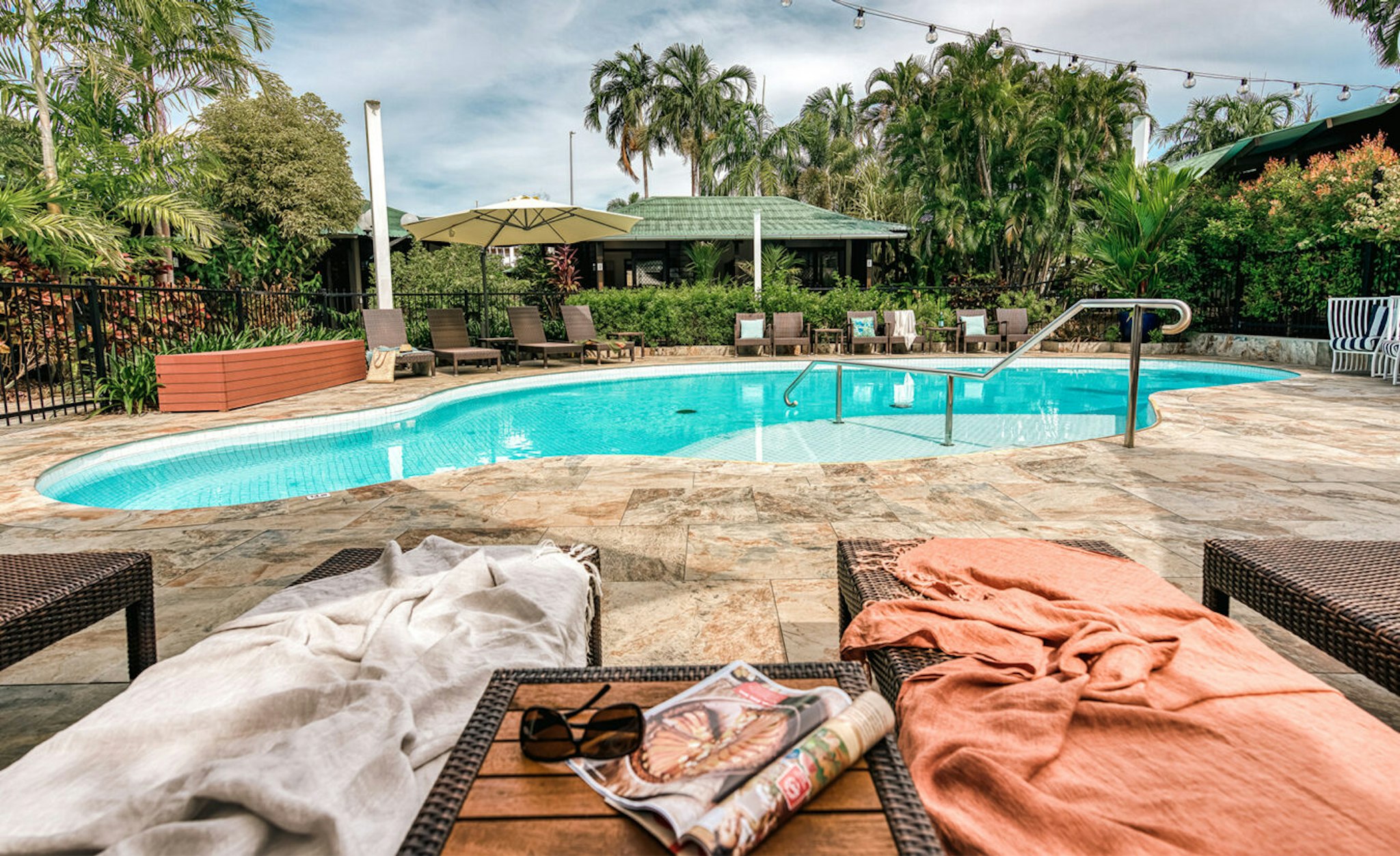 PALMS CITY RESORT 61/63