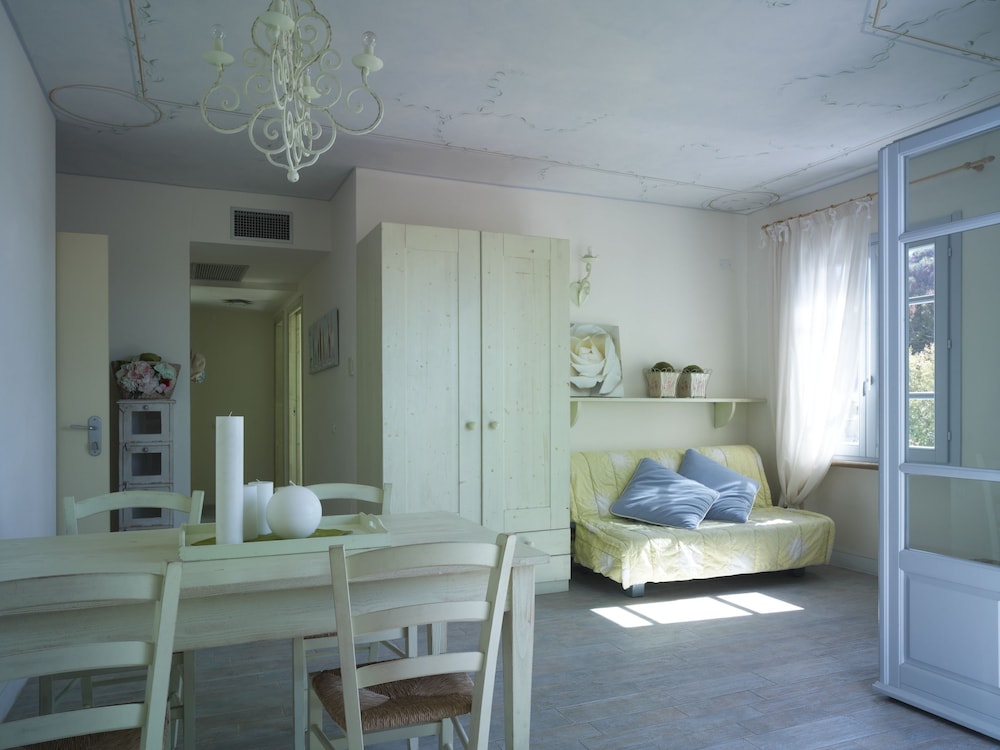 Relais & Residence Villa Mazzanta 4/50