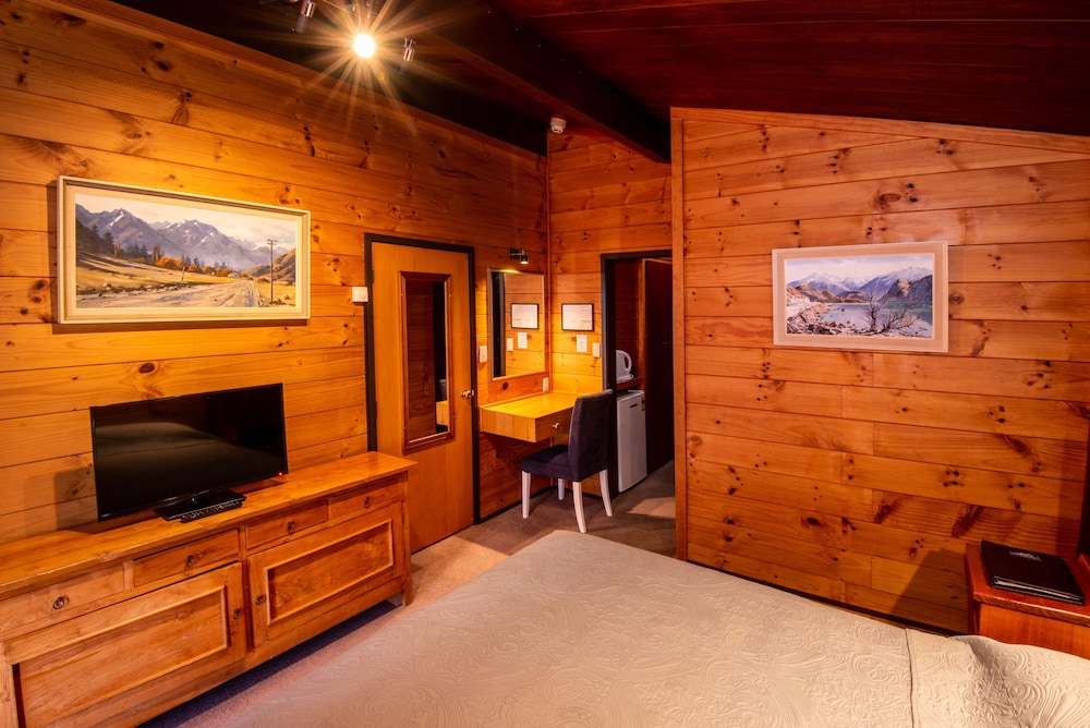 Skotel Alpine Resort 37/72