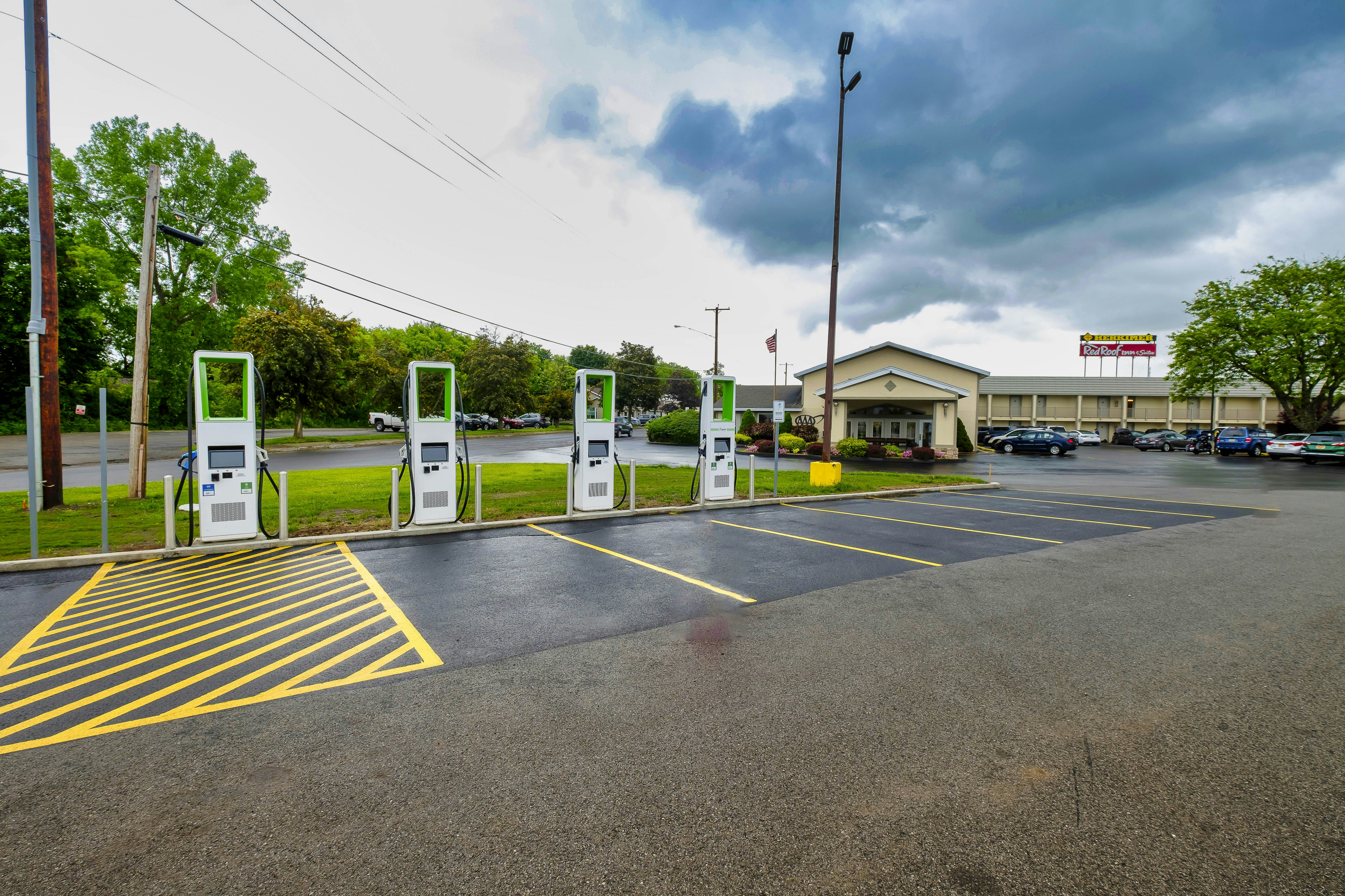 Red Roof Inn and Suites Herkimer 44/46