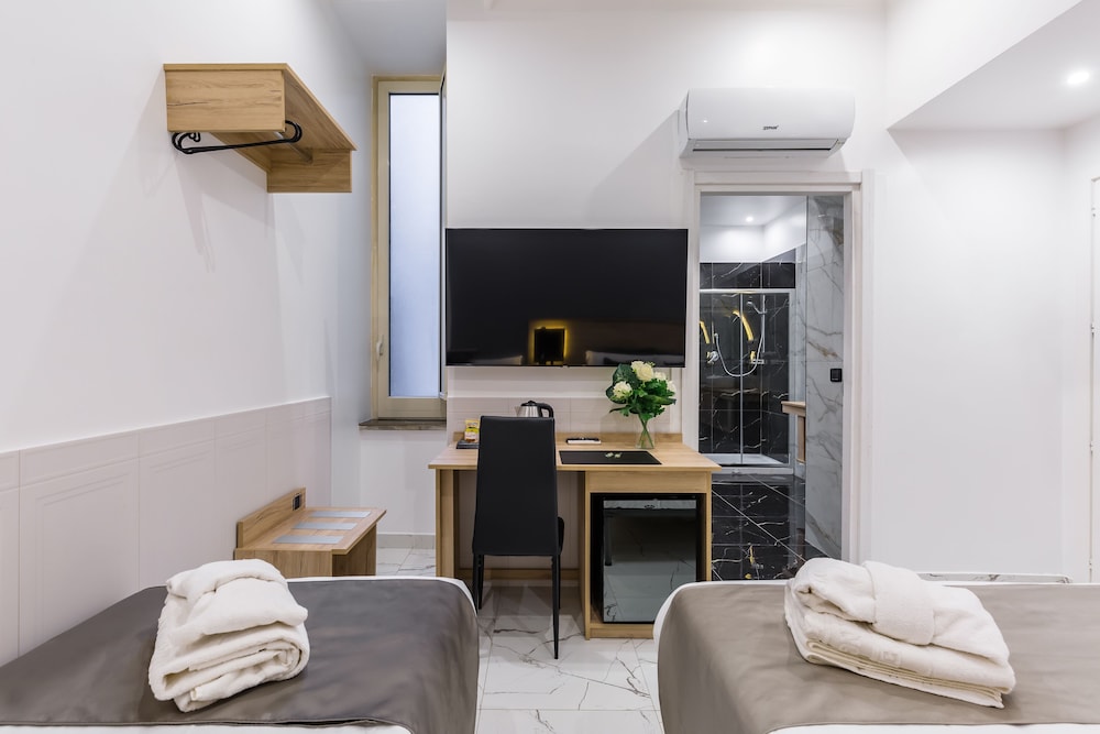 Sant Angelo Hotel 45/50