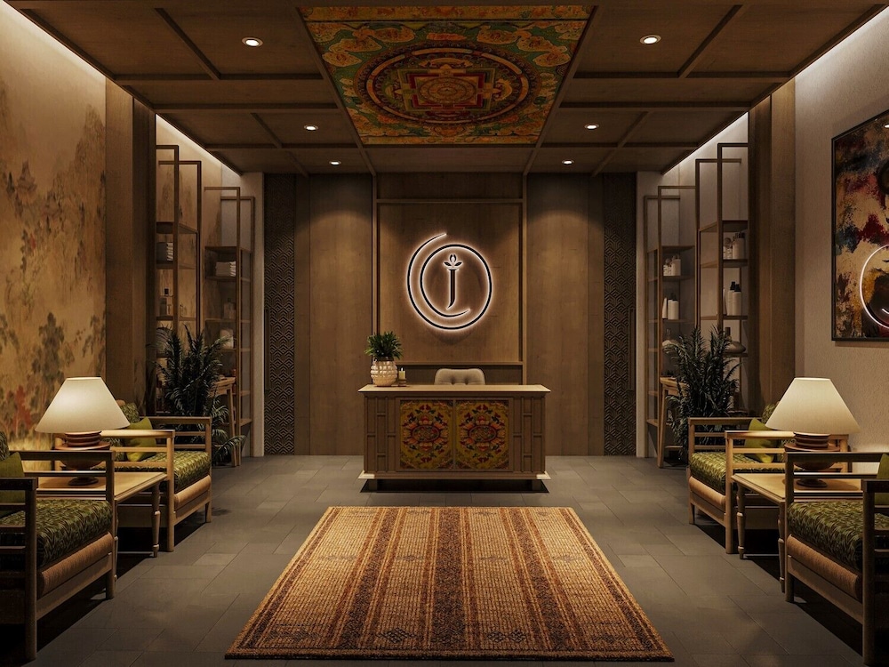 Taj Paro Resort & Spa 1/32
