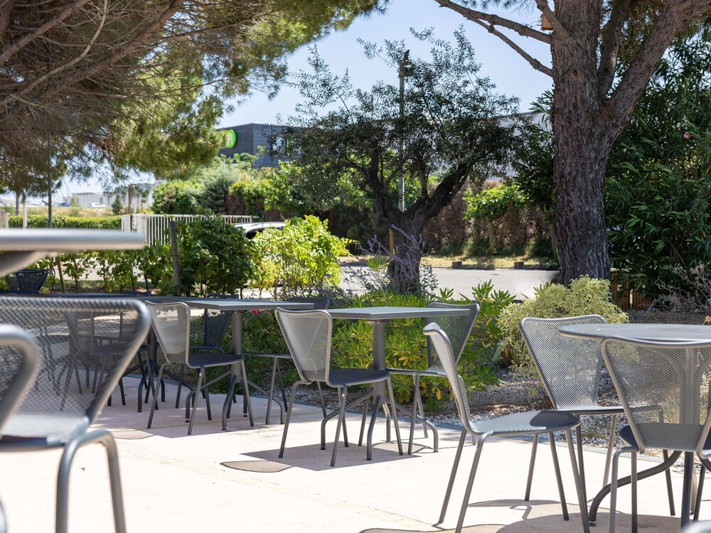 ibis Carcassonne Est la Cite 30/50