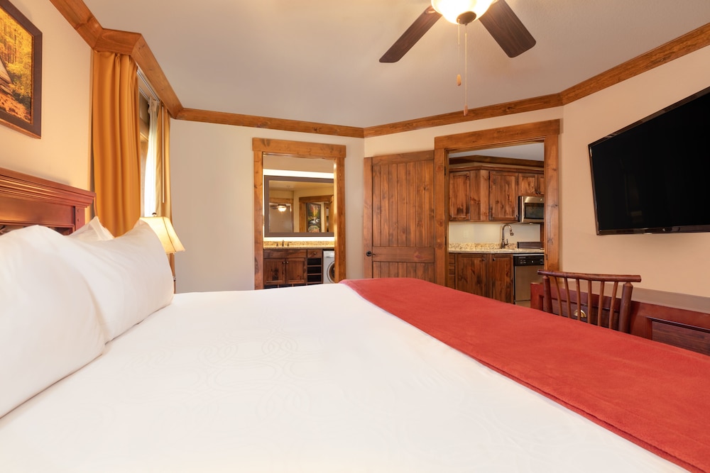 1 BEDROOM, VILLA