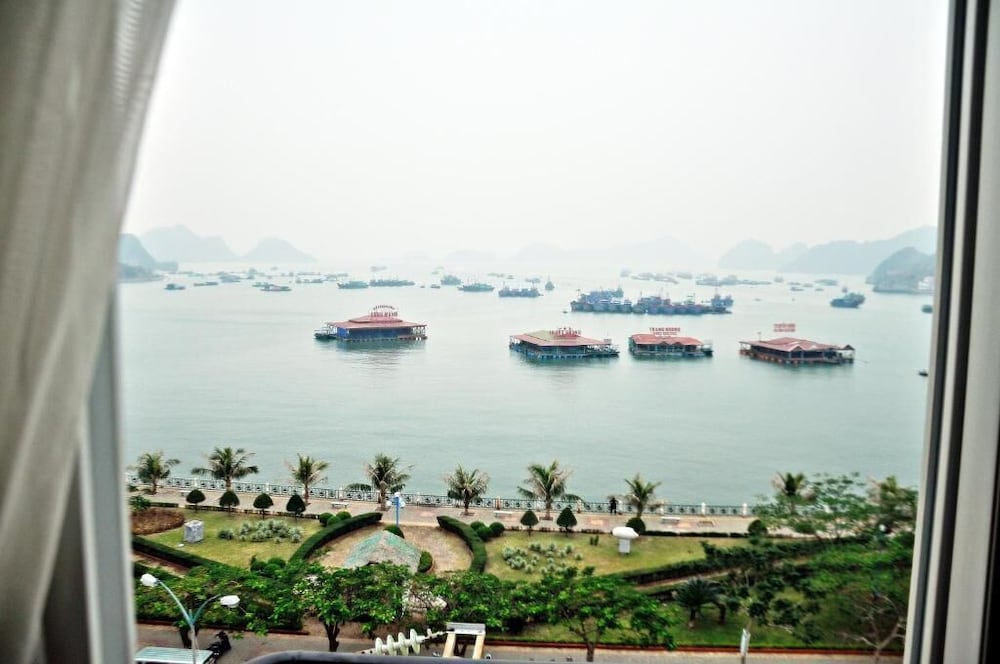 Hai Long Hotel 50/51