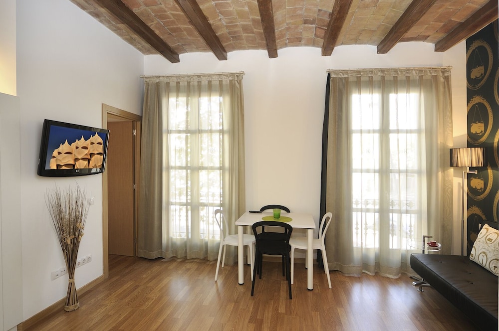Boutique Hostemplo Sagrada Familia 43/58