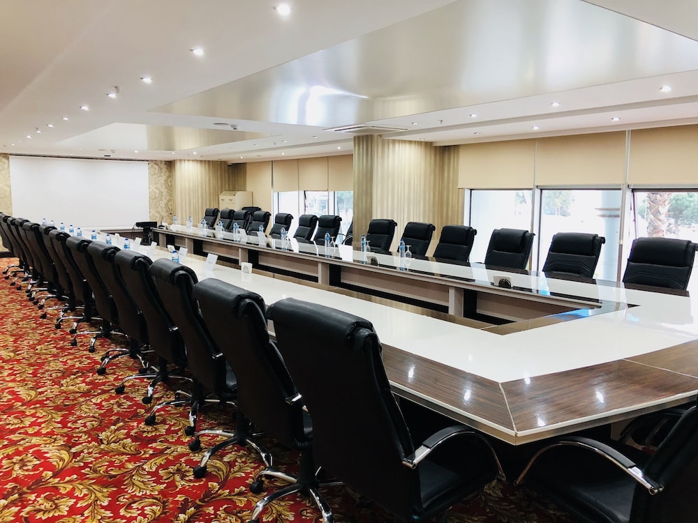 Grand Amios Hotel 25/32