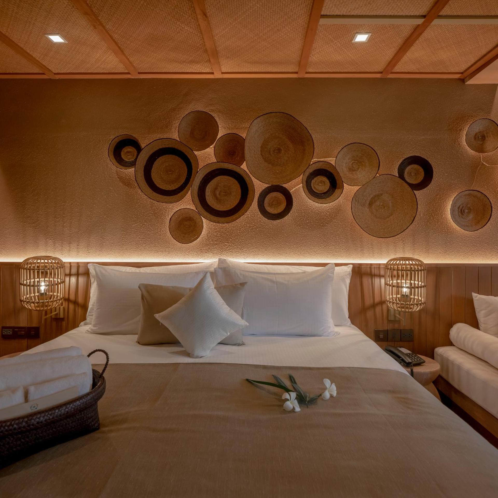 Deluxe, THE SPA RESORT 5/9