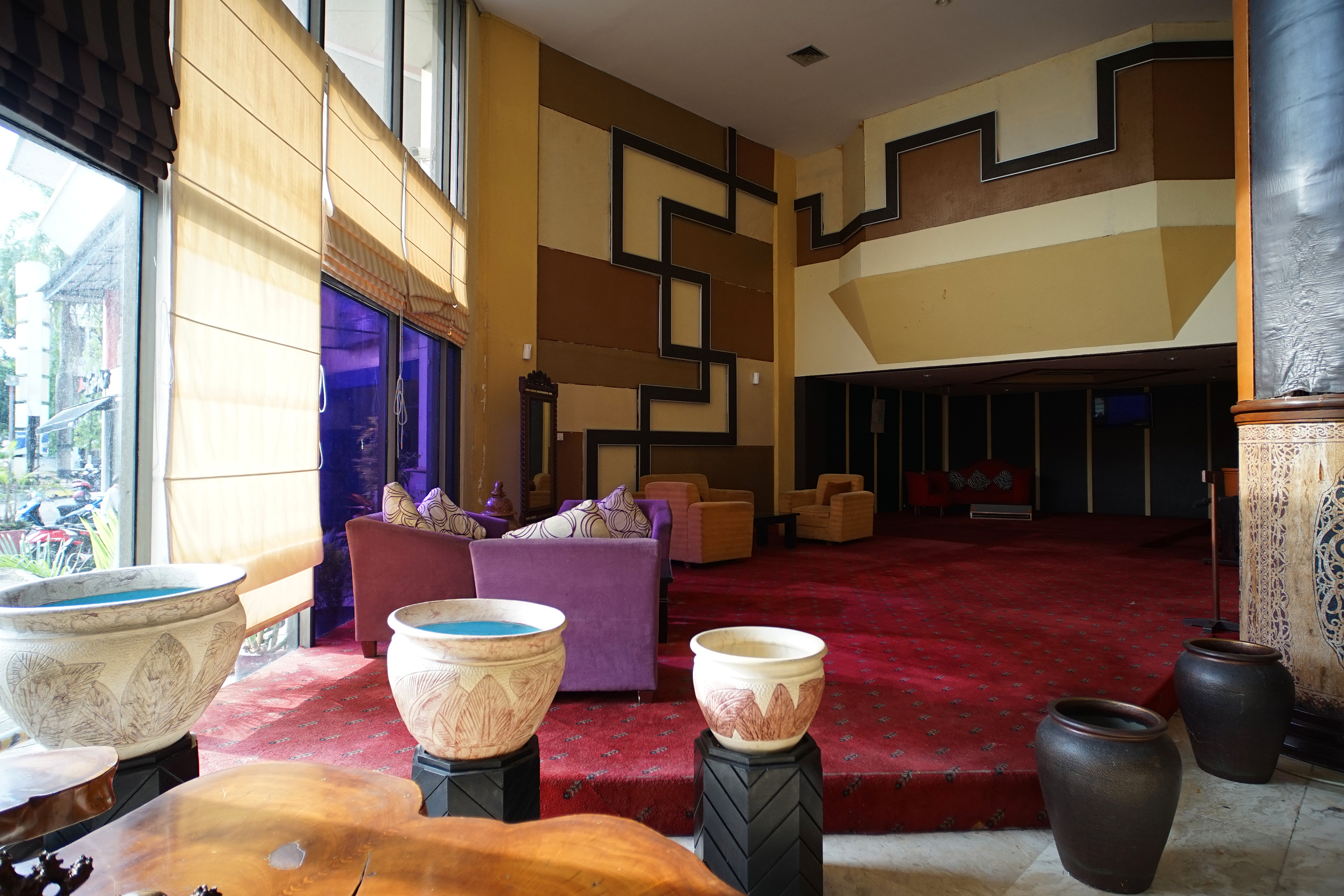 Collection O 1963 Hotel The New Benakutai (ex Capital O 1963 Hotel The New Benakutai) 55/60