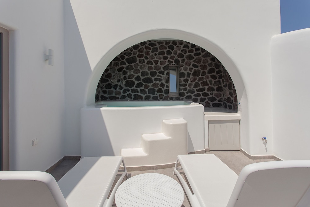 LA BELLEZZA ECO BOUTIQUE HOTEL 42/50