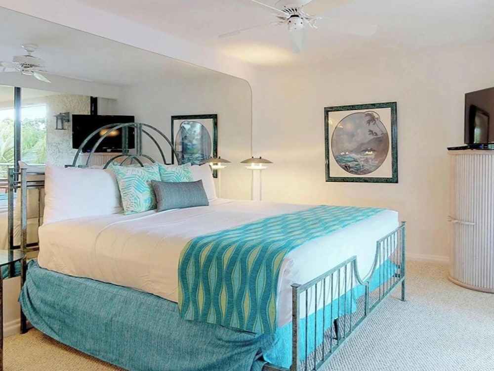 2 Bedrooms, Condo, King and Queen Bed, Ocean Front, Sofa