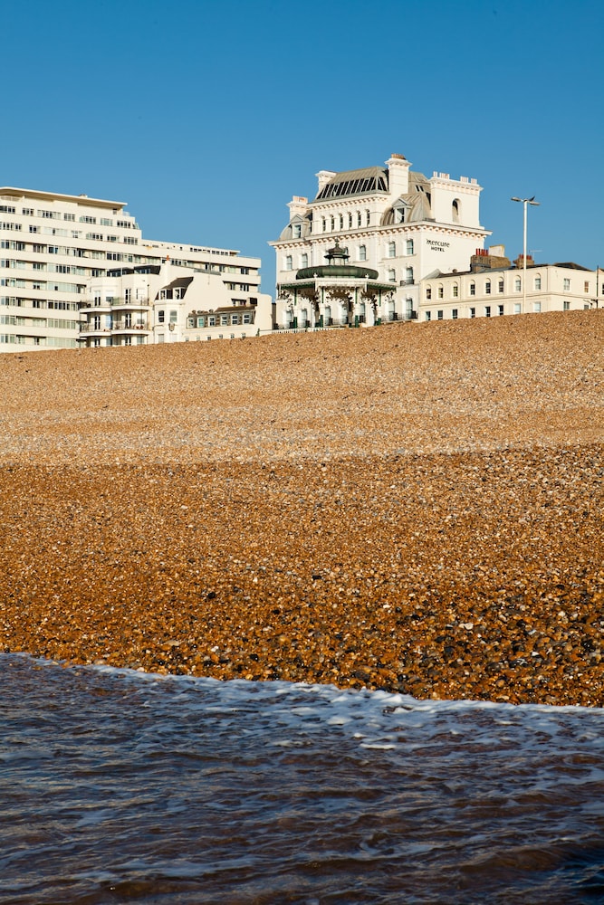 Mercure Brighton Seafront Hotel 43/47
