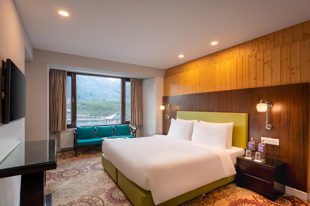 Country Inn & Suites by Radisson, Sonamarg 13/50