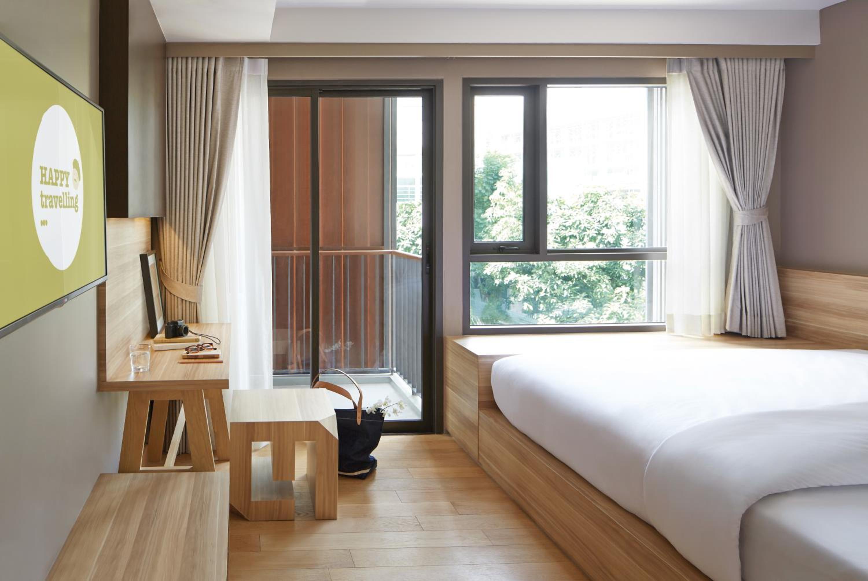 Deluxe, Double Bed