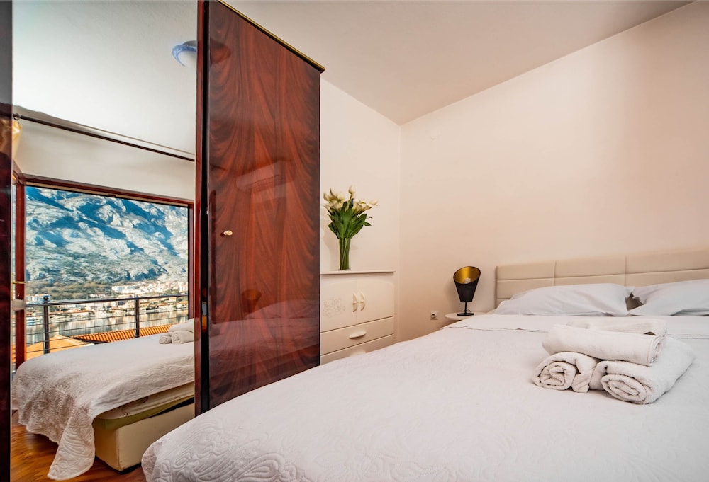 Apartments Markovic 9/50