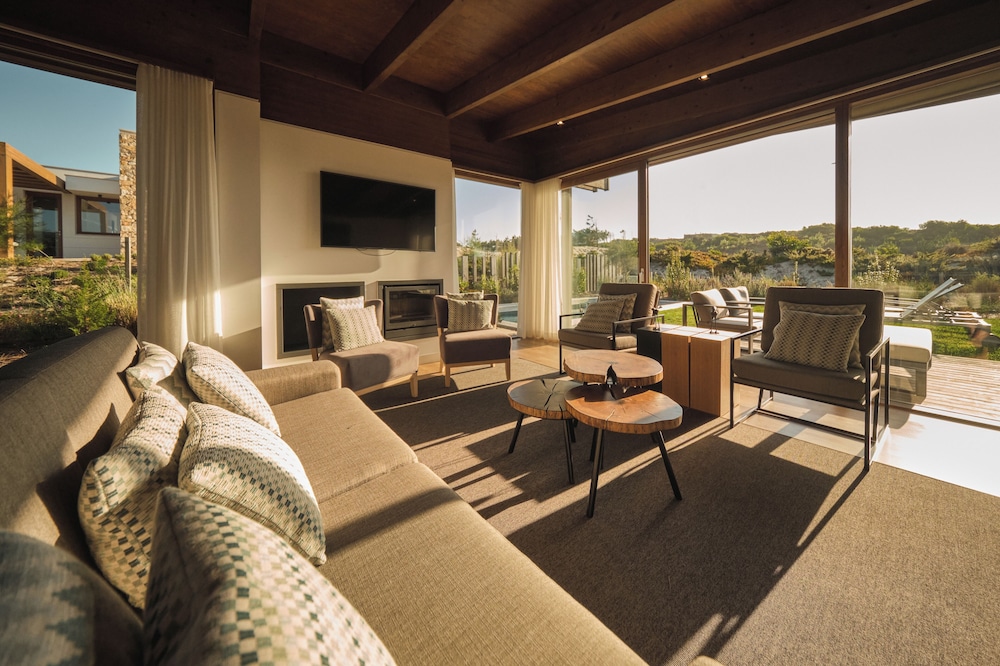 West Cliffs Ocean & Golf Resort 28/41
