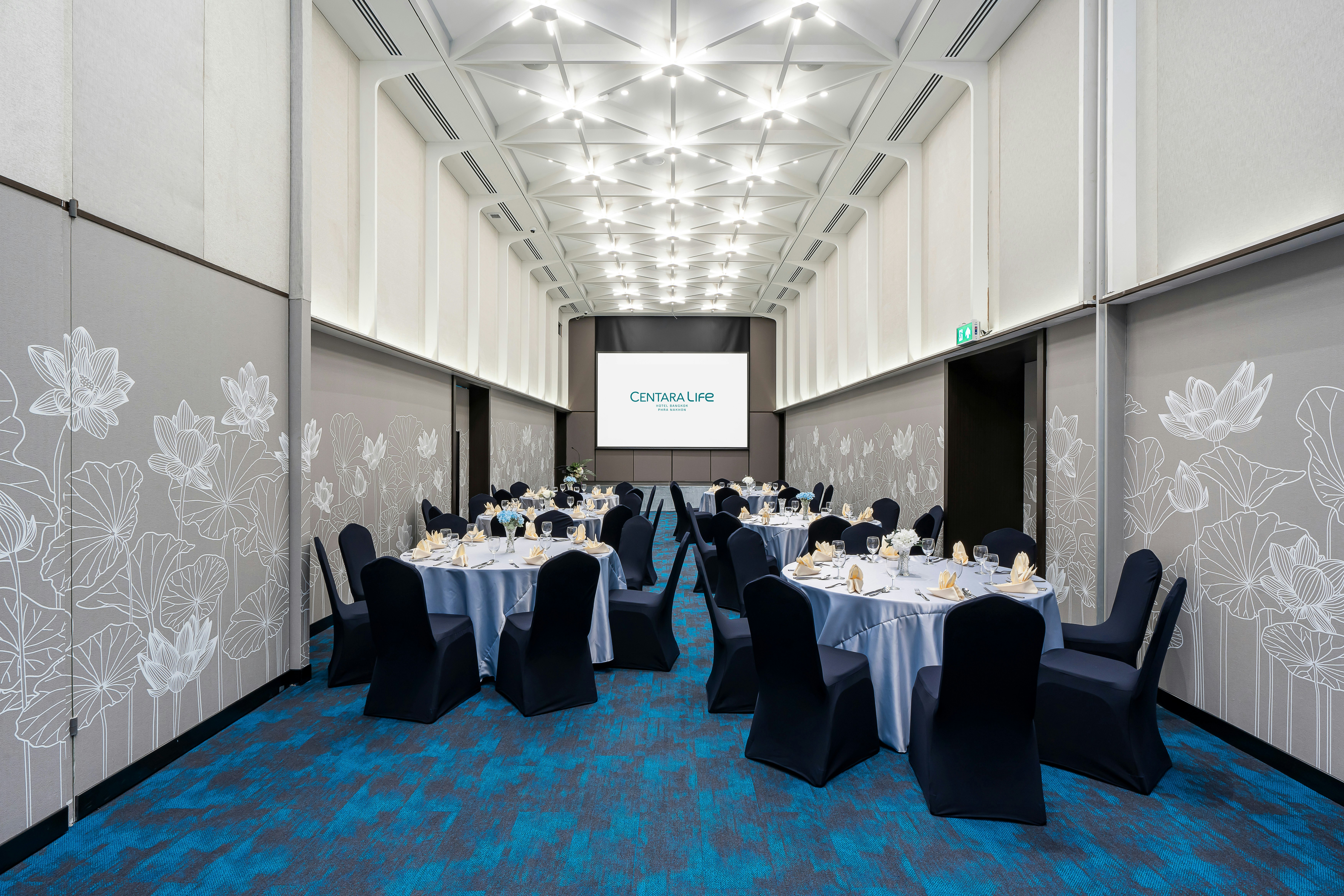 Centara Life Hotel Bangkok Phra Nakhon 53/67