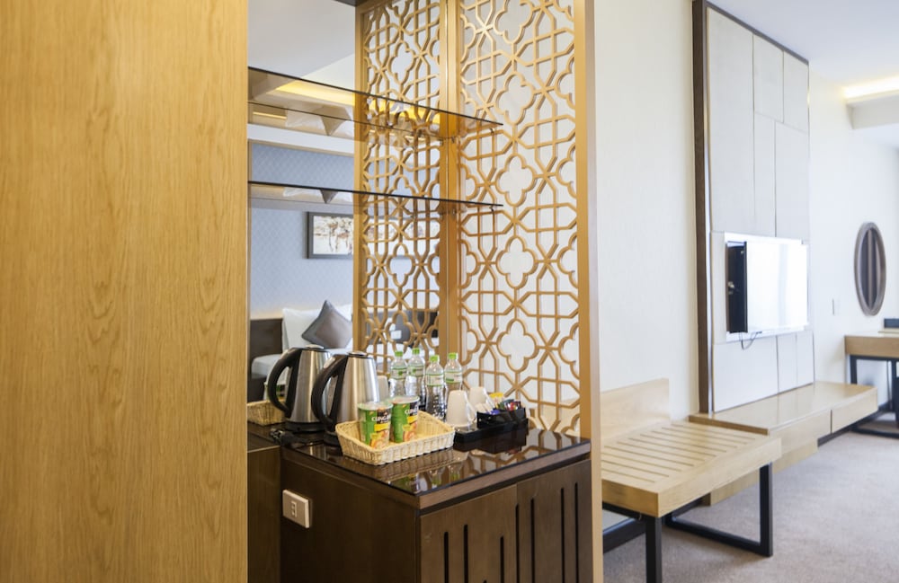 Muong Thanh Luxury Nhat Le Hotel 18/62