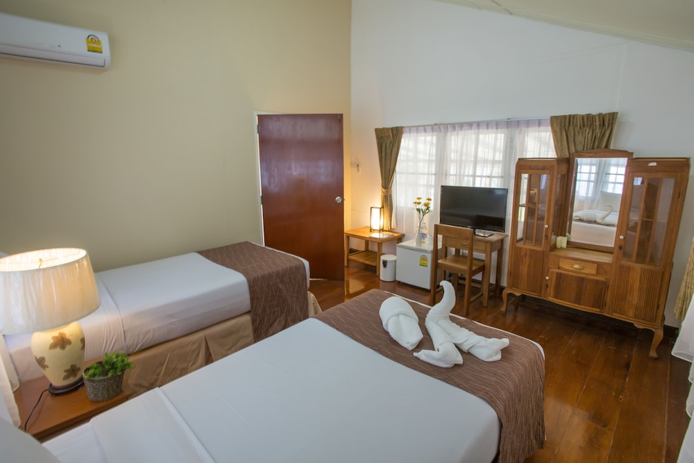 Hotel Bangkokian 30/50