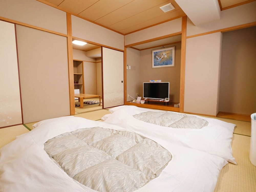 Matsuyama New Grand Hotel 10/50