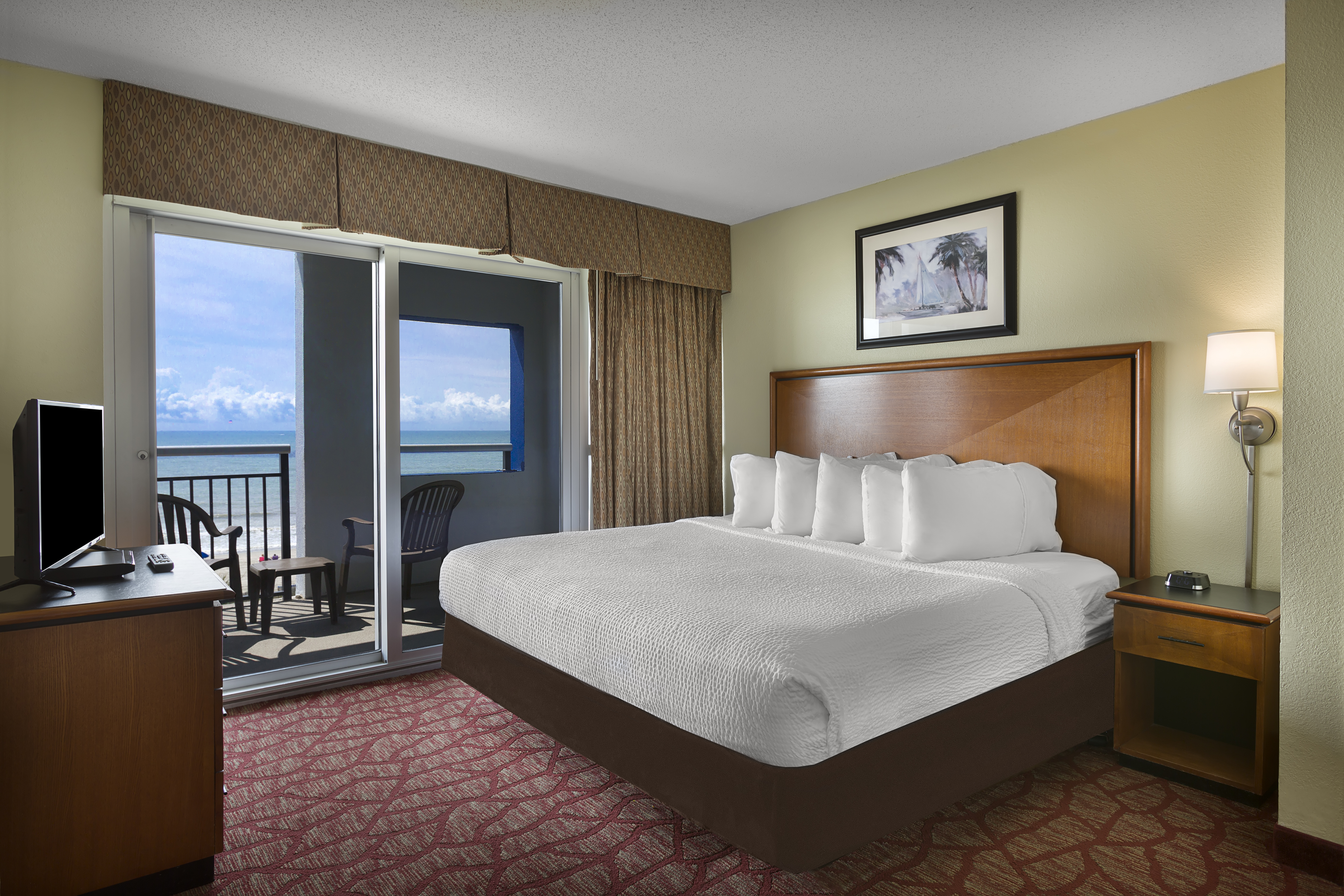 2 Bedrooms, Condo, Type Front