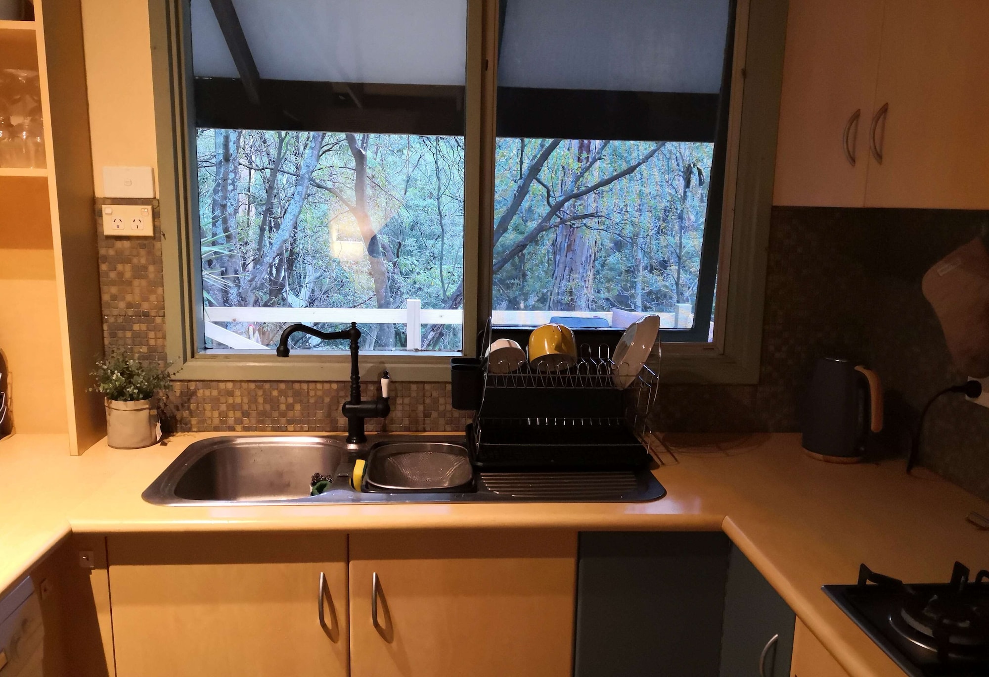Retreat, Family, 2 Queen and Twin Beds