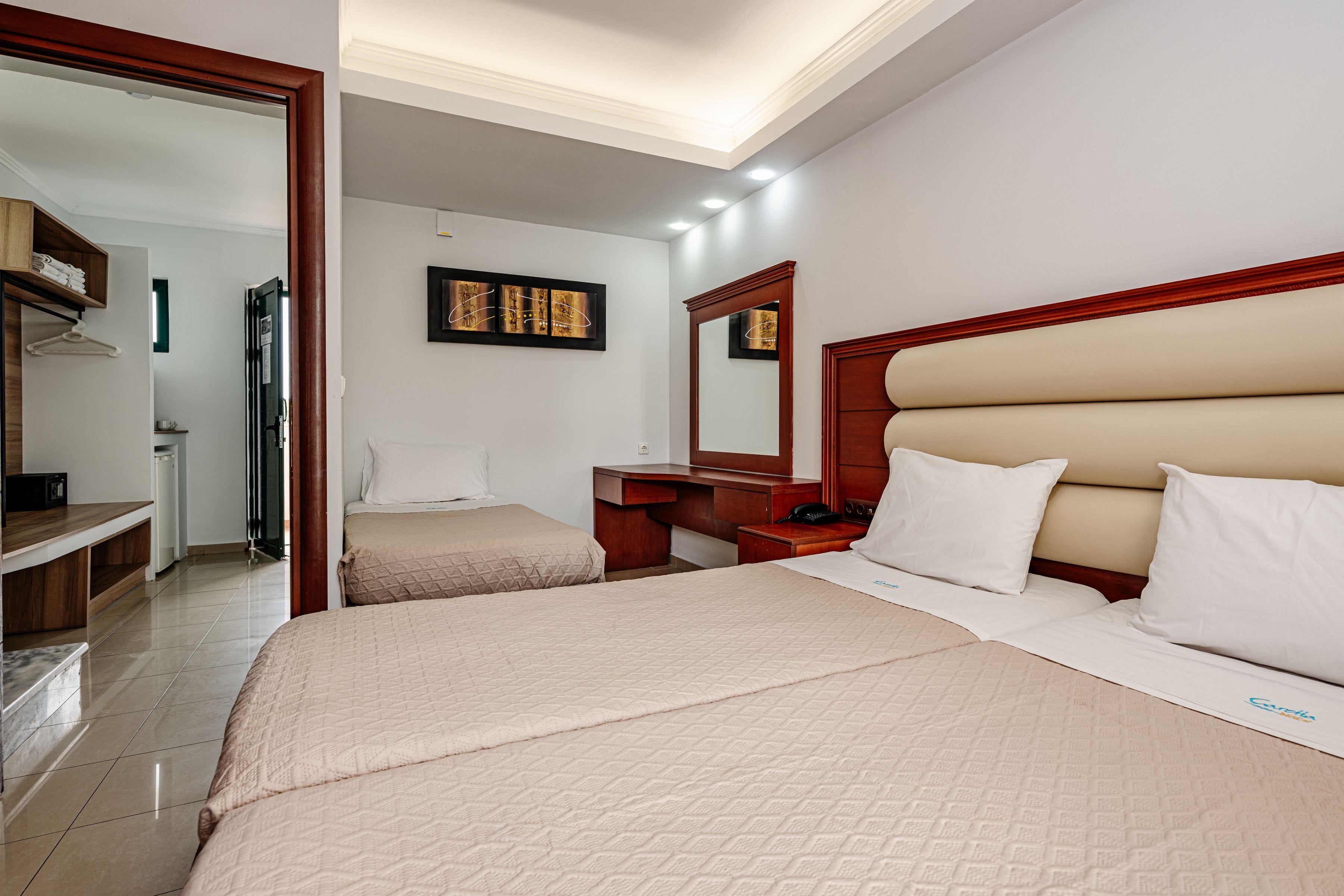 2 Bedrooms, Balcony or Terrace
