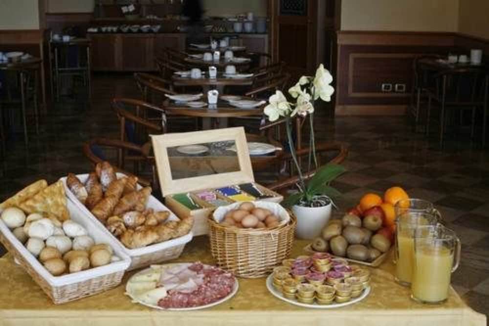 Hotel Florida Lerici 45/64