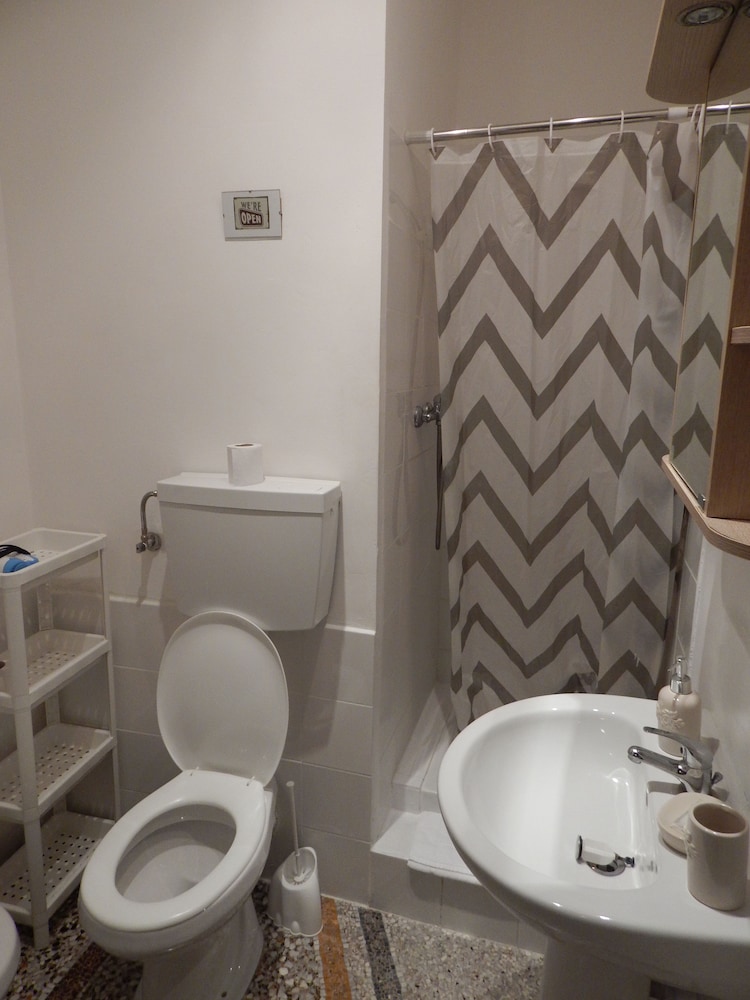 Guest House Roma 32/33