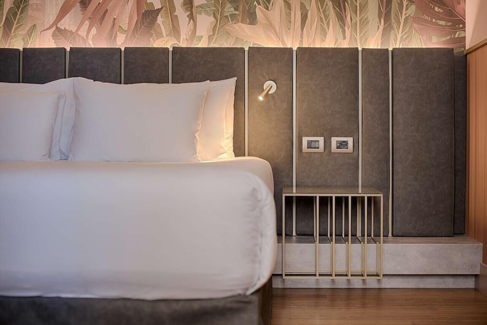 VH Eurostar Tirana Hotel Congress and Spa 22/62
