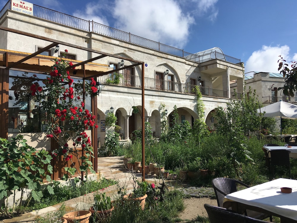 Kemal's Guest House 3/50