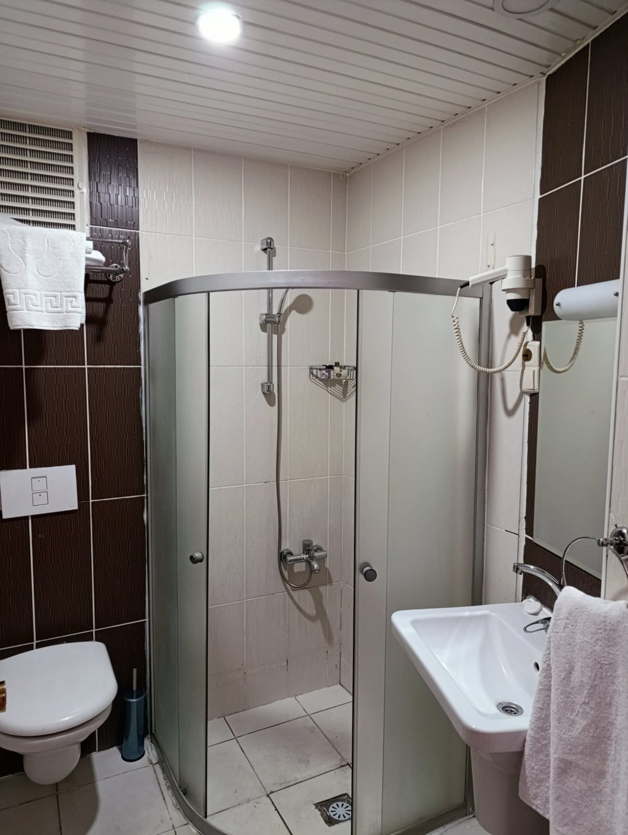 Nas Otel 20/21
