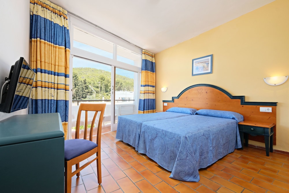 Azuline Hotel Mediterraneo 8/30