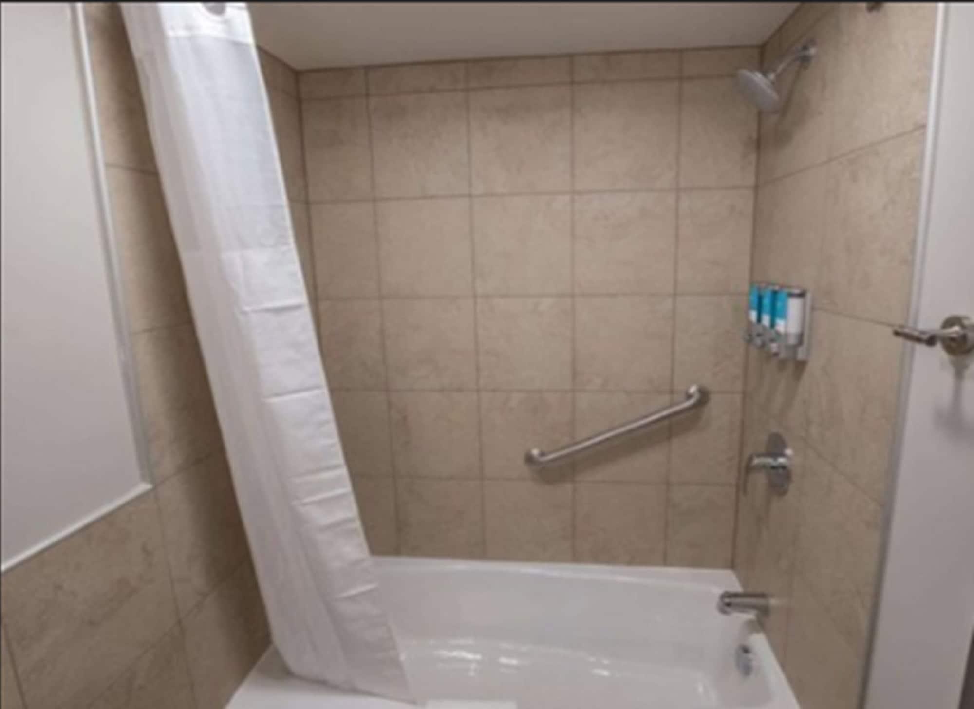 2 Rooms, Suite, Multiple Beds, Sofa, High Floor، Drury Plaza St Paul Downtown 8/8