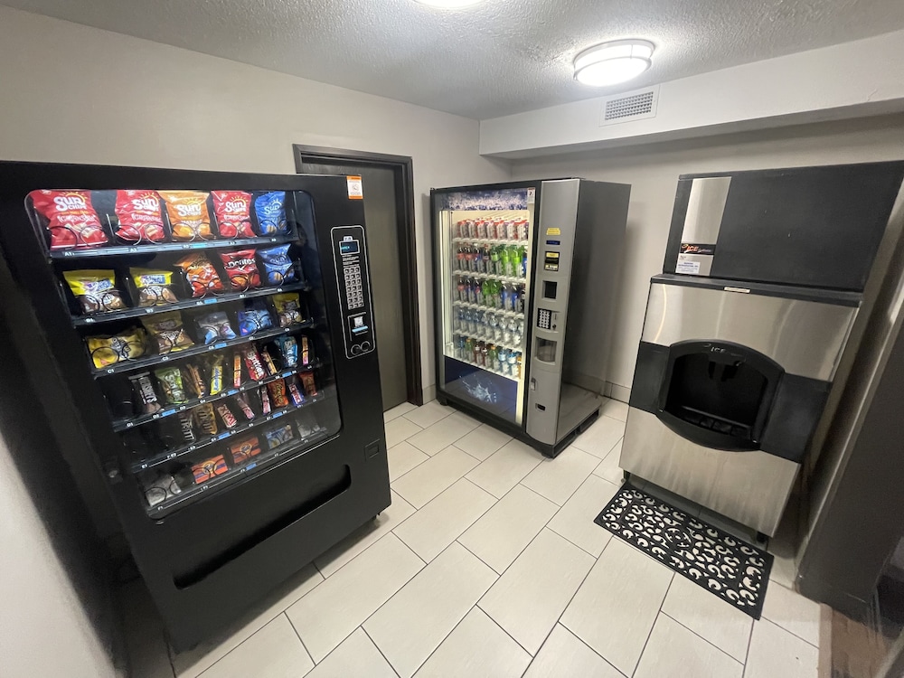 Countryside Inn and Suites Council Bluffs 45/57