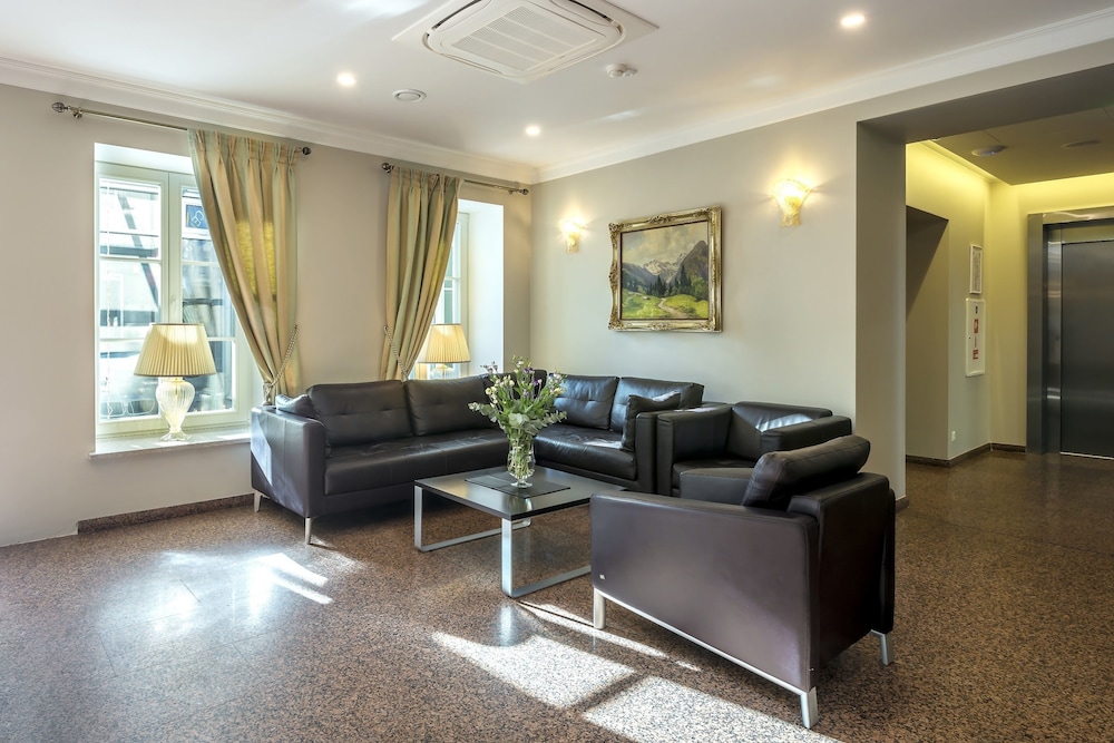 Ratonda Centrum Hotel 43/65