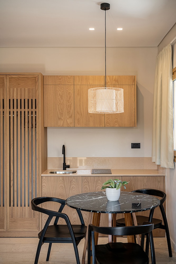 Esperides Beach Hotel Apartments 6/50