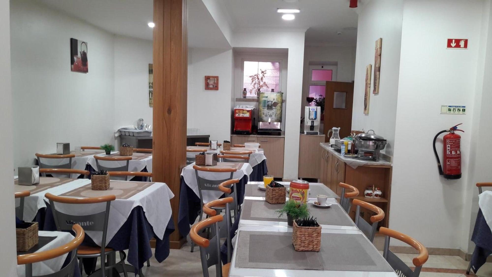 Hotel Alicante 50/57