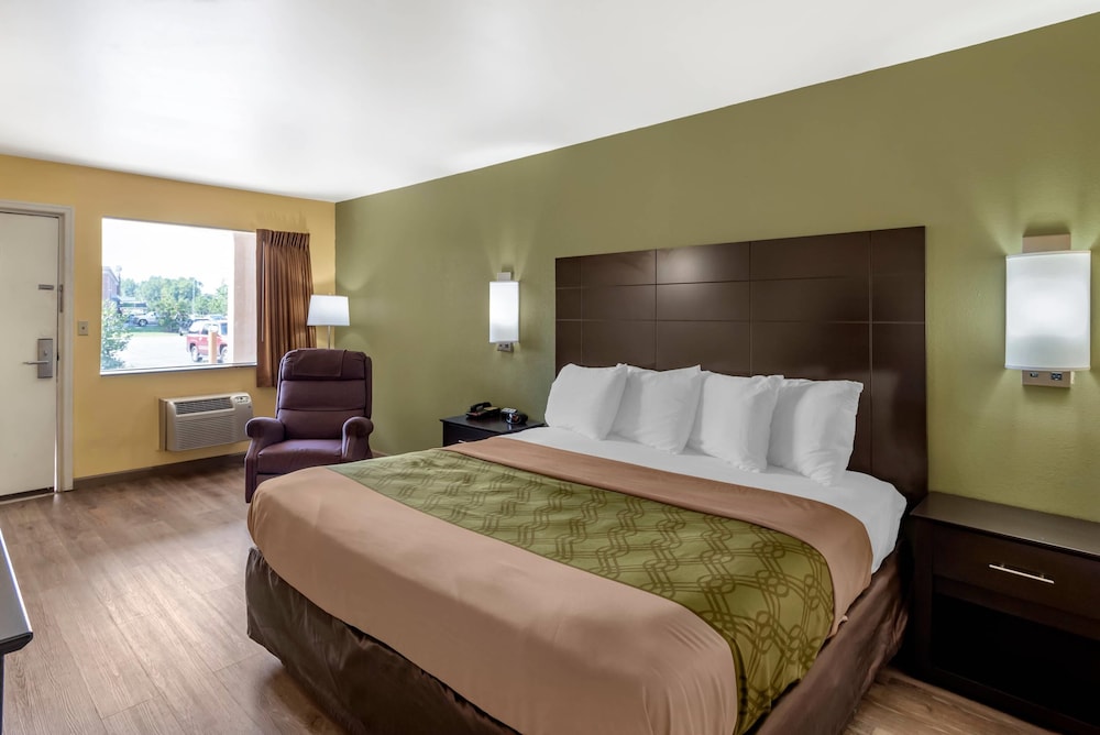 Econo Lodge Easton 25/61