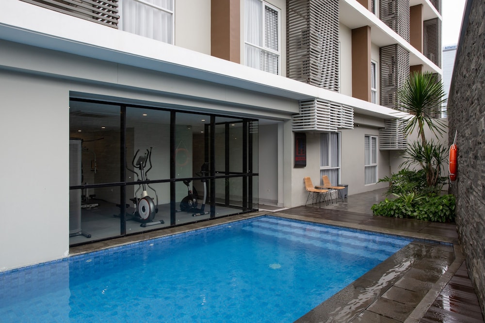 Avissa Suites 69/72