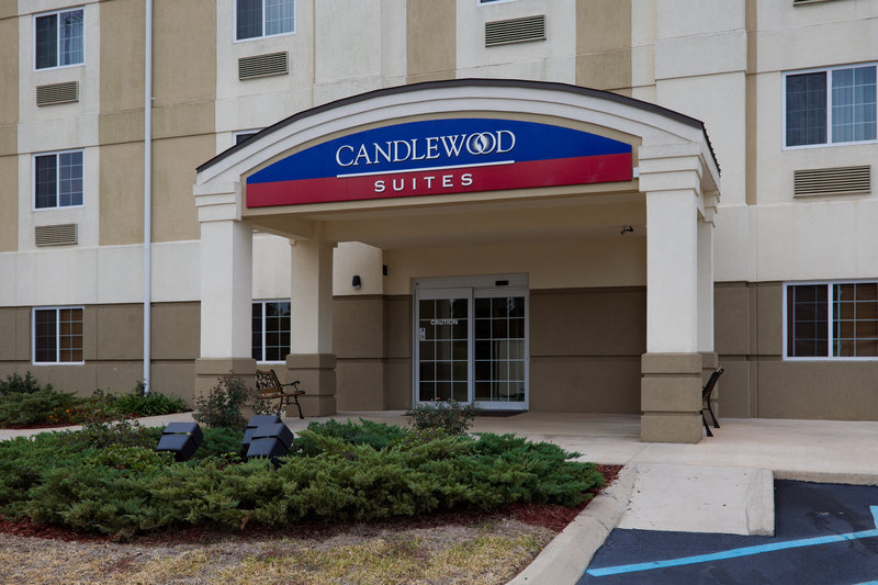 Candlewood Suites Pearl 6/59